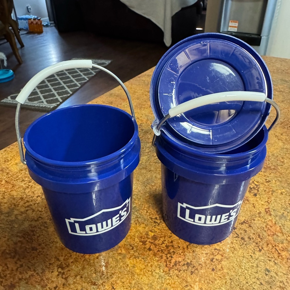 Lowe's Set 2 Blue Mini Buckets - Picture 2 of 4